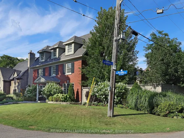 525 Piccadilly Ave, Ottawa, ON K1Y 0H7