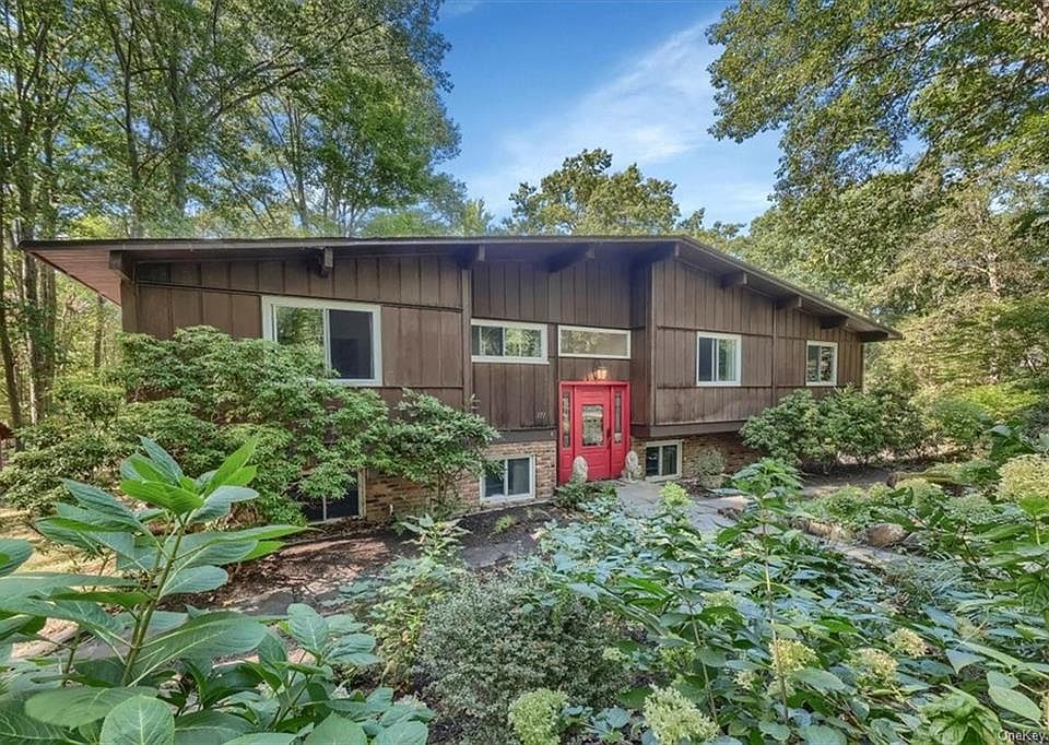 171 Mount Airy Road W, Croton On Hudson, NY 10520 | Zillow