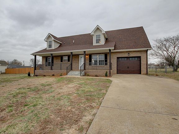 2nd image of 3666 Gracelawn Dr