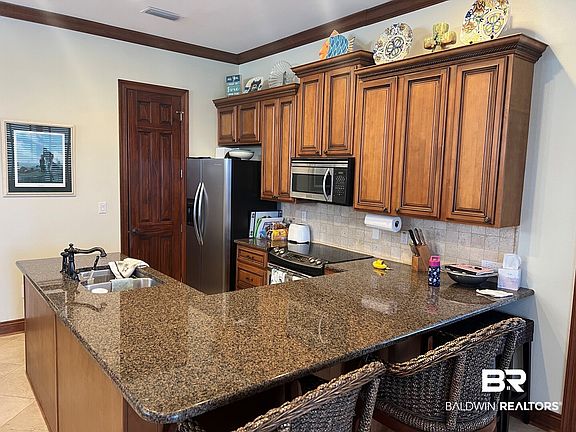 5th image of 3885 La Fitte Blvd