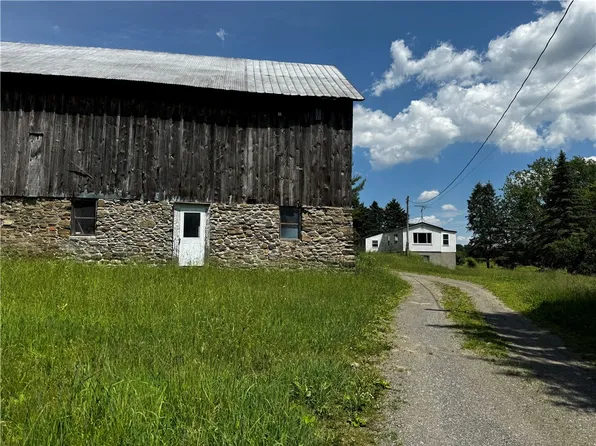 338 Champlin Rd, Locke, NY 13092