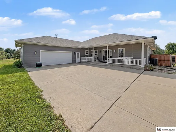 9929 Springlake North Ln, Firth, NE 68358