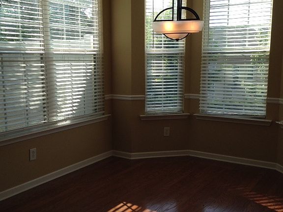 3rd image of 954 Pierce Brennen Dr