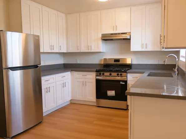 Courtyard at Kornblum, 13325 Kornblum Ave #43, Hawthorne, CA 90250