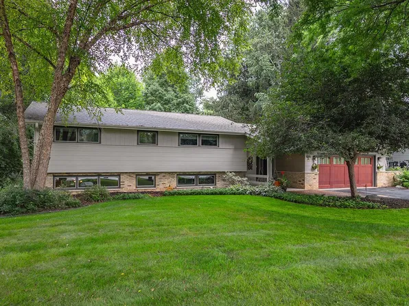 1860 Churchview DRIVE, Brookfield, WI 53005