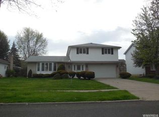 115 Presidio Pl, Williamsville, NY 14221