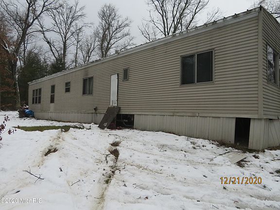 3rd image of 1817 W Honeybee St
