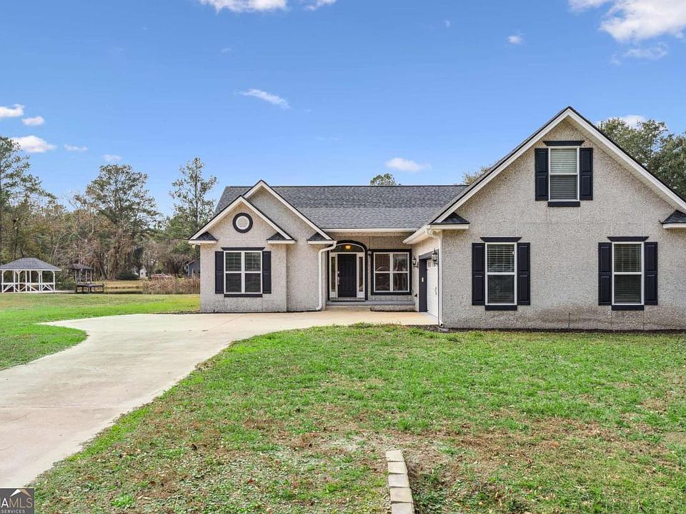 1st image of 35 Deer Ln