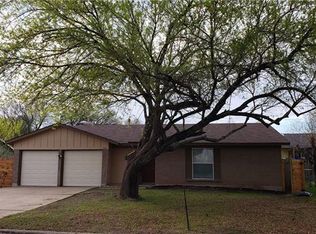 1304 Green Downs Dr, Round Rock, TX 78664