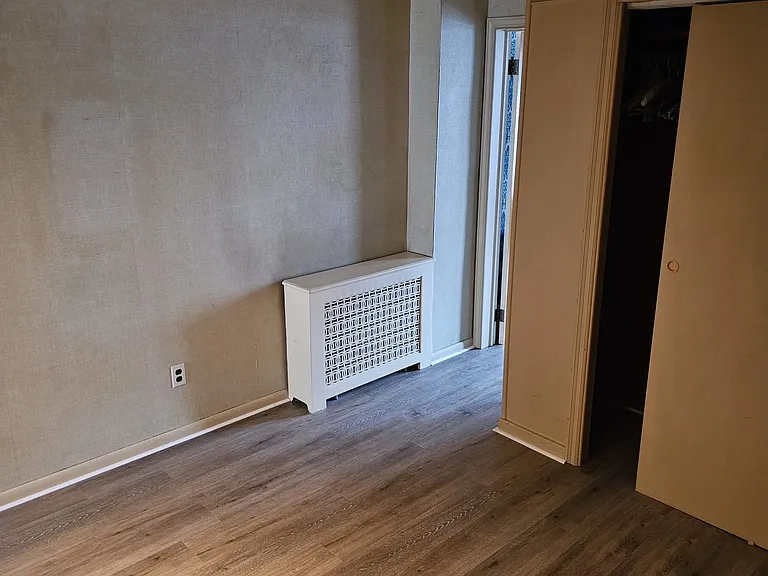 428 W Cedar St — Photo 12