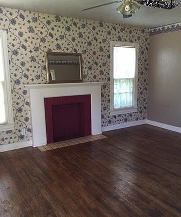 2nd image of 2911 Kenesaw Ave