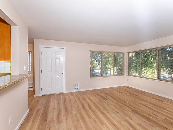 5th image of 8358 13th Ave NW APT 1
