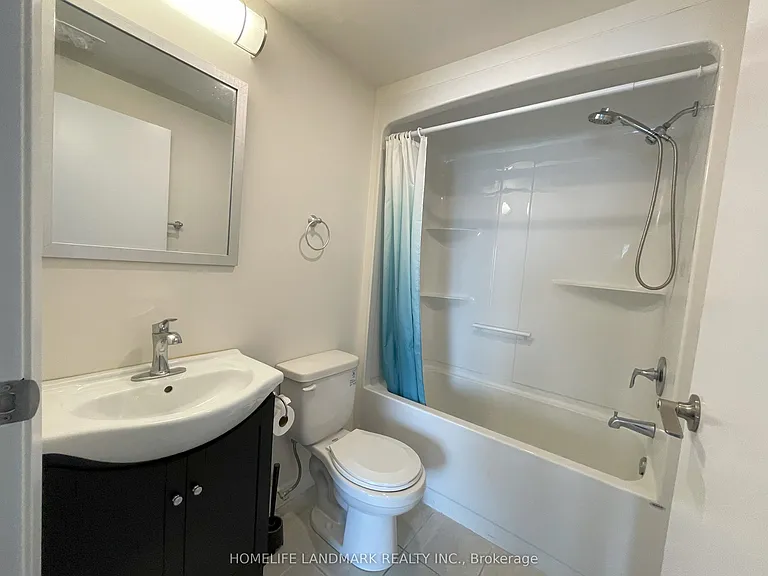 246 Lester St #602 — Photo 15