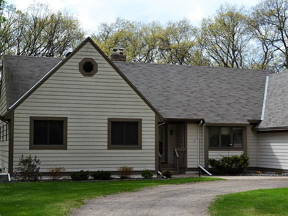 2nd image of 27556 Flintwood St NW
