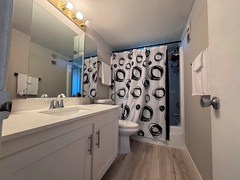 300 NE 26th Ave #4030 — Photo 12