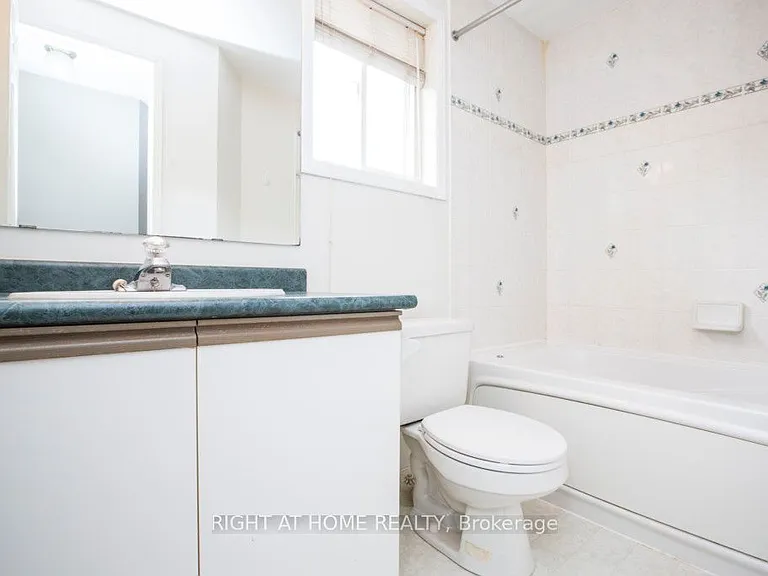 11 Butternut Dr — Photo 25