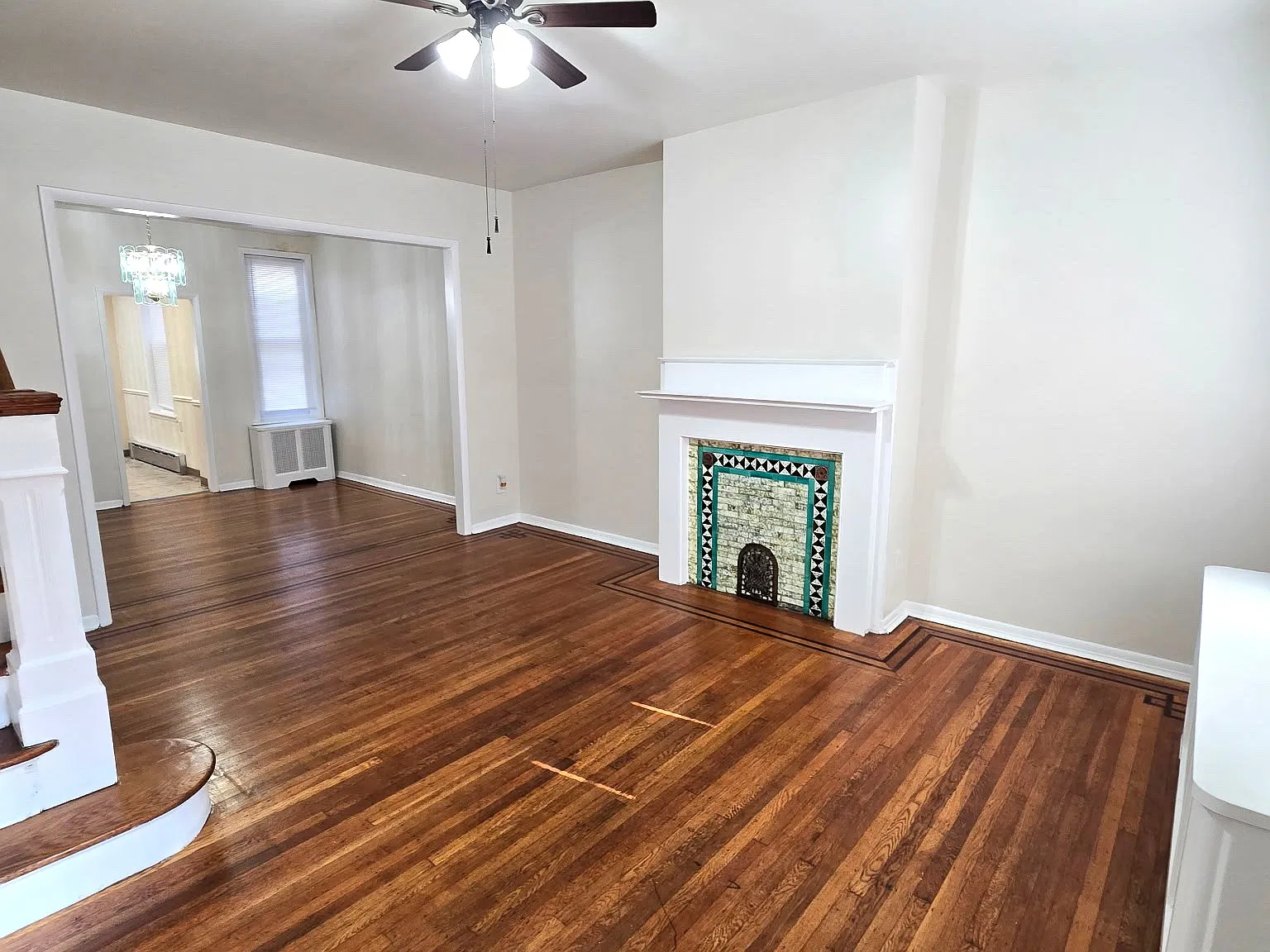3 bed, 1300 sqft, $1,295 — Photo 2