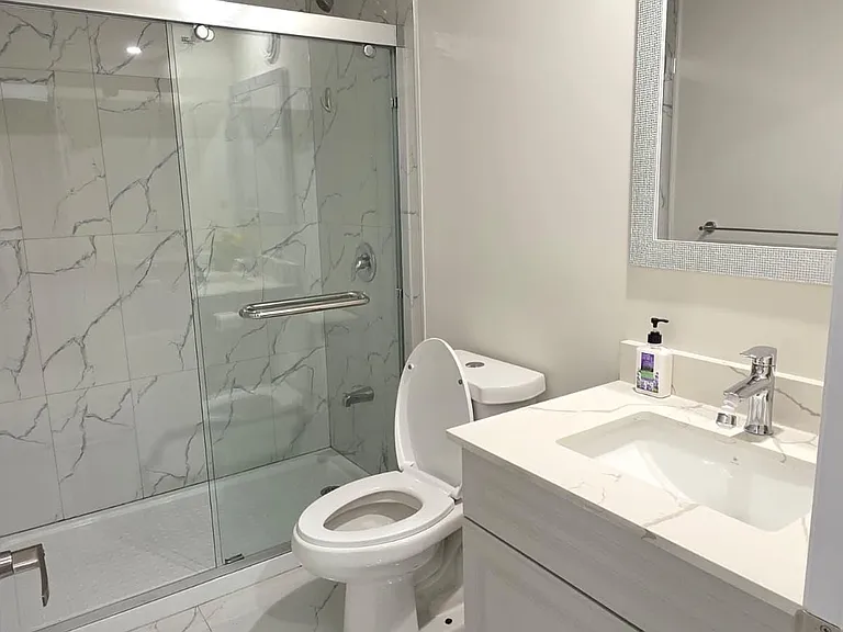 47 Niceview Dr #LOWER — Photo 9
