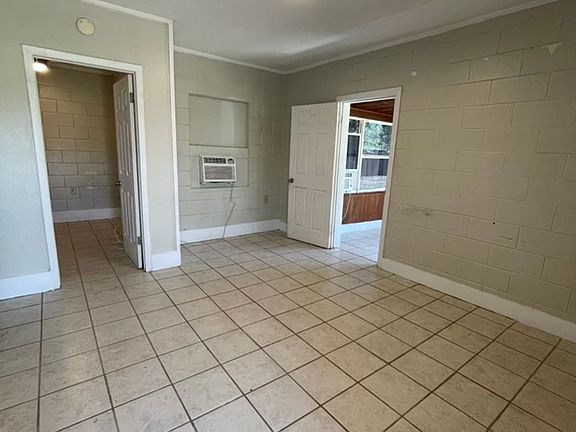 3rd image of 30 Lakeside Ave #B