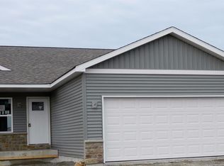 7860 Wright St, Merrillville, IN 46410