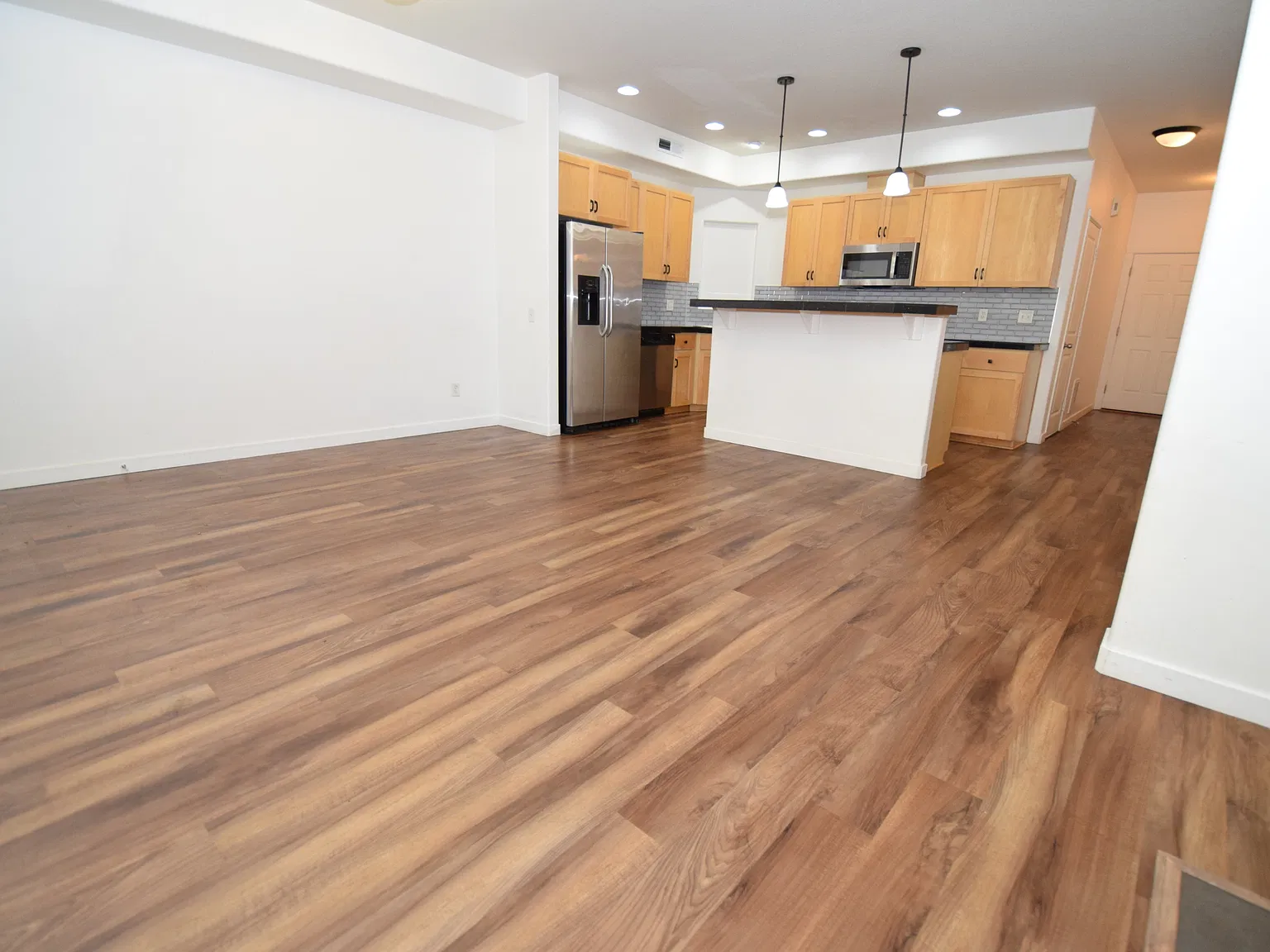 2314 NE Redelfs Way - 1 — Photo 2