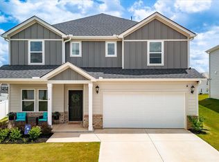 6 Roderick Ln, Greenville, SC 29605