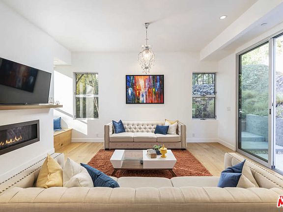 2nd image of 2064 N Beverly Glen Blvd