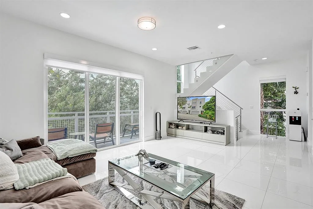 Living, Dining & Kitchen on 2nd floor. - 1347 N Ocean Blvd #1347