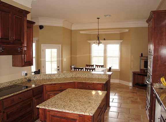 5th image of 4594 Glenfield Dr