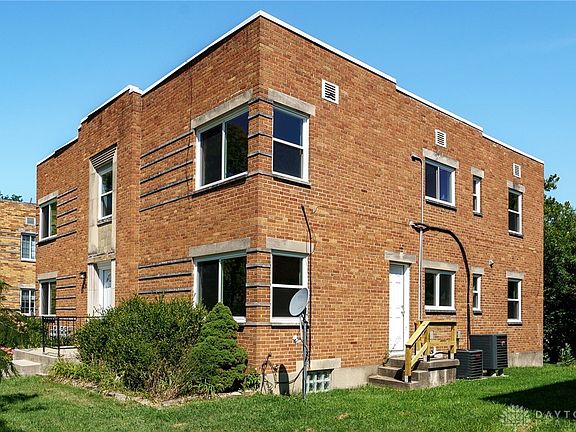 4th image of 531 Hadley Ave