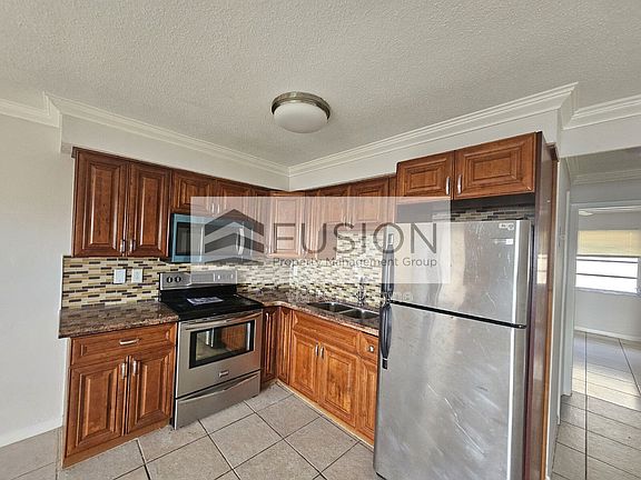 3rd image of 700 Atlantic Shores Blvd #34734-f