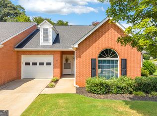18 Somerset Ct, Hartwell, GA 30643