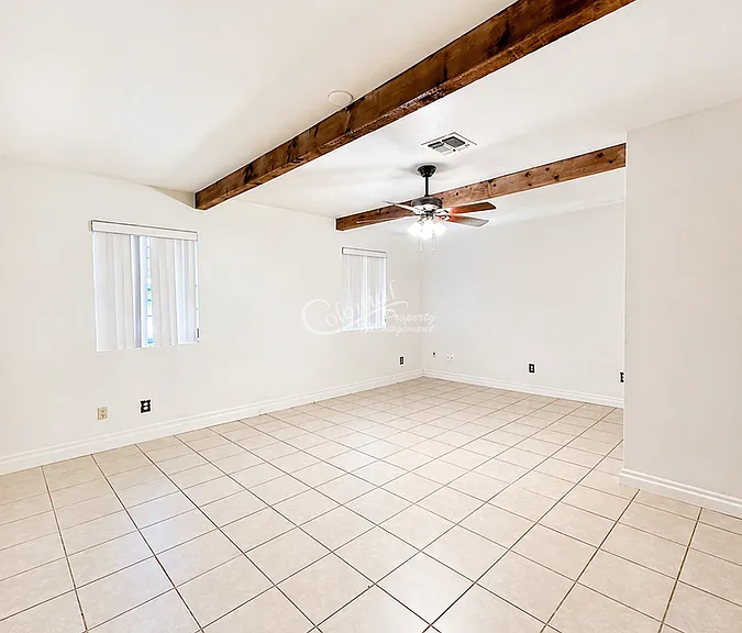2806 Greystone Dr — Photo 3
