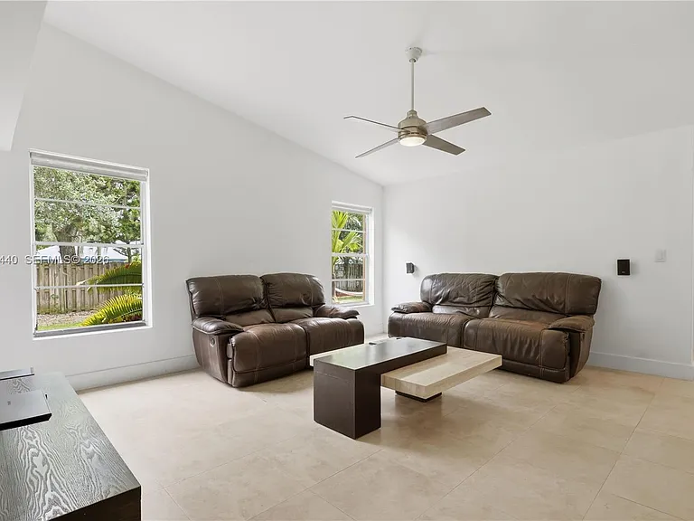 12106 Lymestone Way — Photo 5