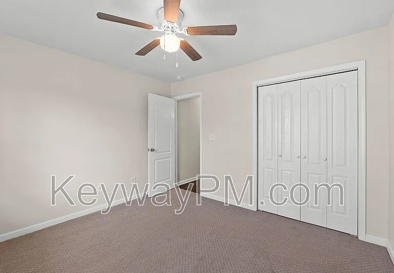 4060 Stone Pass Dr — Photo 10