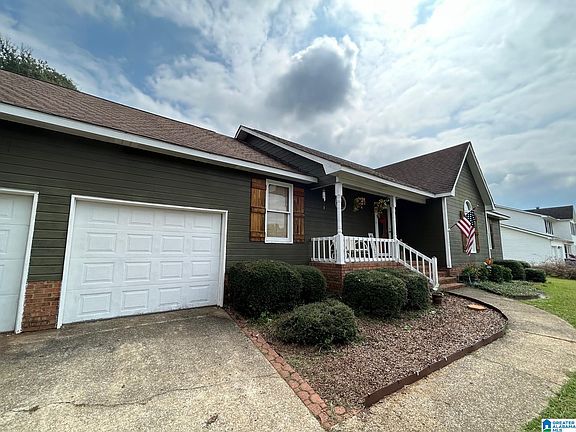 4th image of 1204 Derek Dr SW