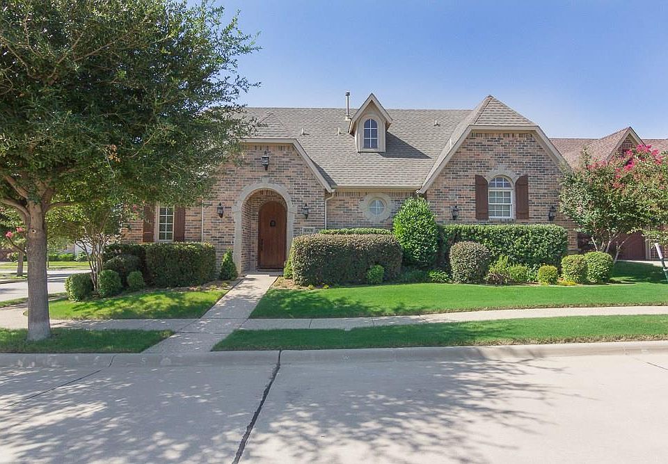 1st image of 6419 Vintage Lake Dr