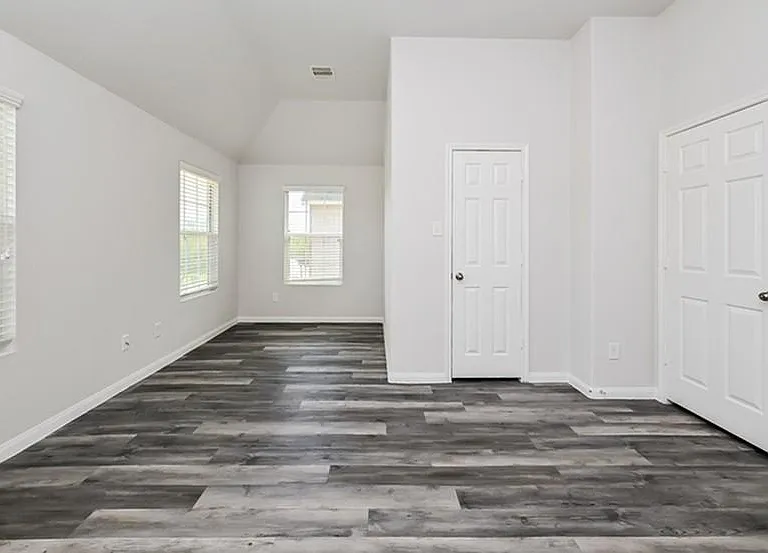 10939 Myrtle Oak St — Photo 10