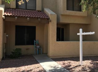 5712 W Winchcomb Dr, Glendale, AZ 85306