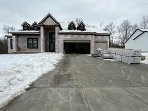 2362 SE Whetstone Dr SE, Caledonia, MI 49316