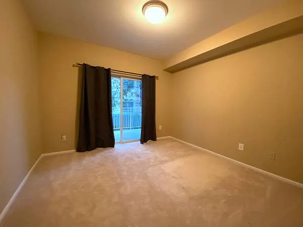 503 225th Pl NE #F205 — Photo 7