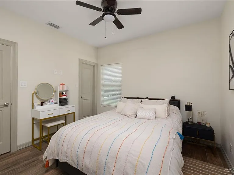 4700 W Huckleberry St #2 — Photo 10