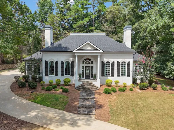 180 Pebble Beach Dr, Fayetteville, GA 30215