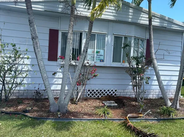 37 Camino Del Rio, Port St Lucie, FL 34952
