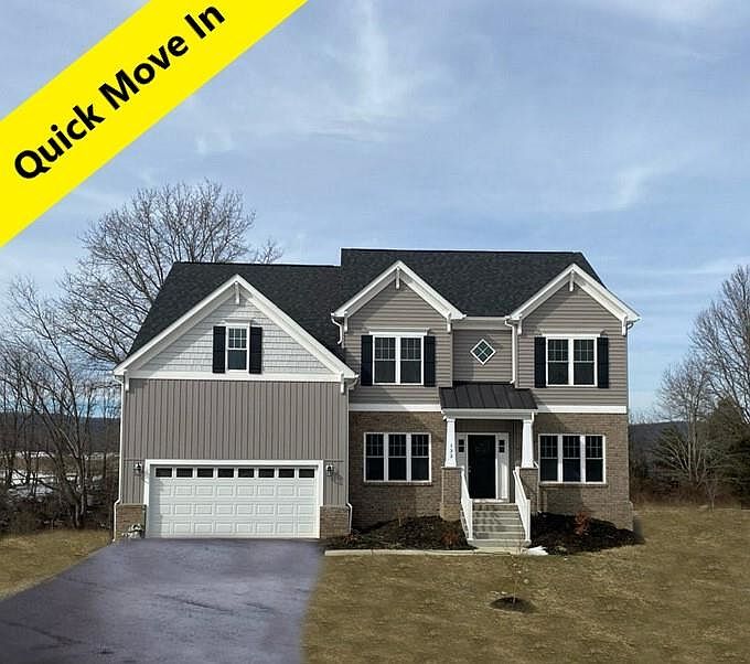 1st image of 132 Oak Meadow Ln