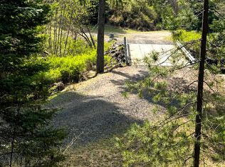 11 E Hartley Ln, Chattaroy, WA 99003