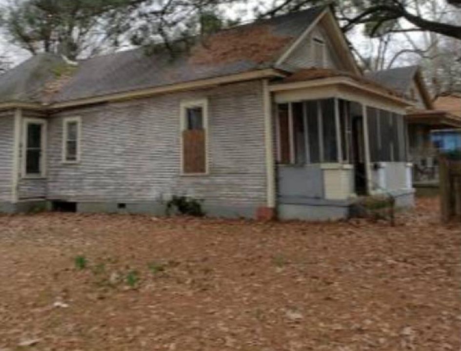 1st image of 969 Joseph Pl