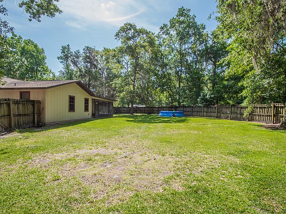 5th image of 980 Moonlight Ln