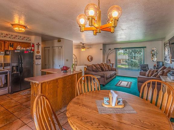 5th image of 54 Briarwood Cir