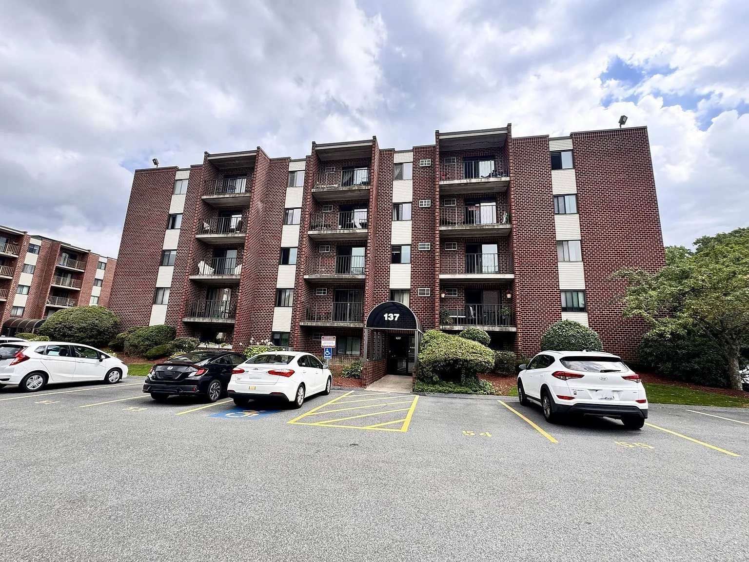 2 bed, 2.0 bath, 993 sqft, $2,550 — Photo 4